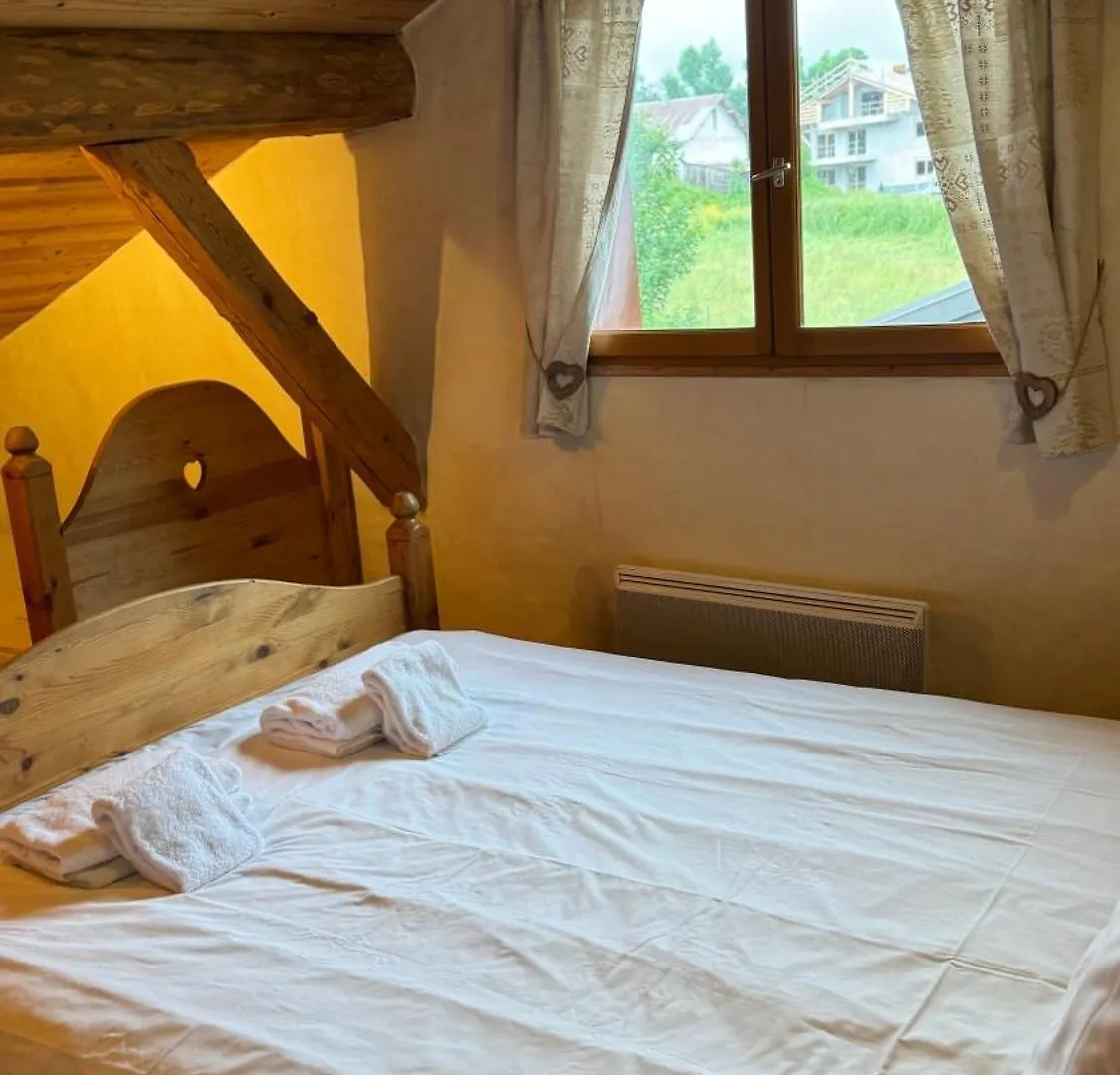 La Grange Aux Feex, Charming 4 Bedroom Les Gets 0*,