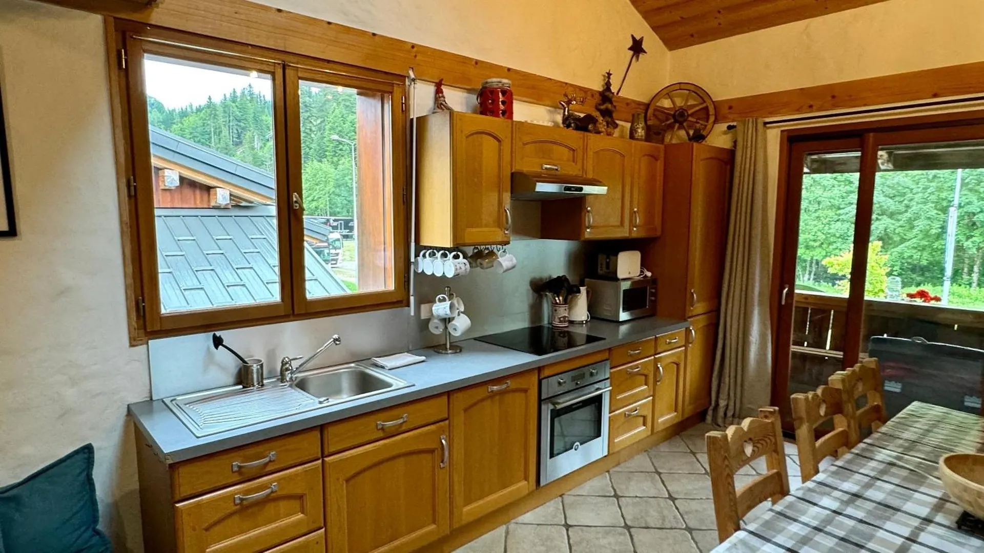 La Grange Aux Feex, Charming 4 Bedroom Les Gets France
